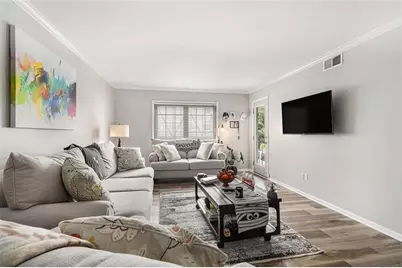 6851 Roswell Road #M-5, Atlanta, GA 30328 - Photo 4