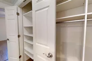 300 Johnson Ferry Road NE, Atlanta, GA 30328 - Photo 20