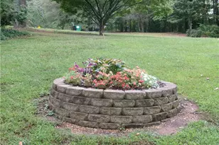 2735 Wendy Ln, Marietta, GA 30062 - Photo 4