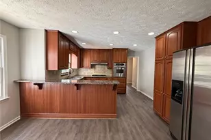 5062 Bridgeport Ln, Peachtree Corners, GA 30092 - Photo 8