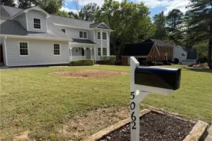 5062 Bridgeport Ln, Peachtree Corners, GA 30092 - Photo 2