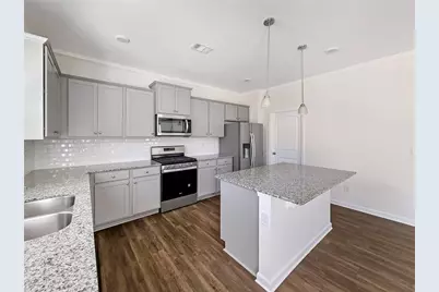 6869 Lake Overlook Lane, Flowery Branch, GA 30542 - Photo 12