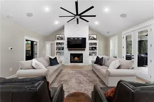 1850 Pleasant Valley Rd SE, Silver Creek, GA 30173 - Photo 10