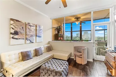 3060 Pharr Court North NW #719, Atlanta, GA 30305 - Photo 2