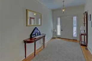 3178 Haynes Dr, Gainesville, GA 30506 - Photo 4