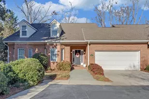 3178 Haynes Dr, Gainesville, GA 30506 - Photo 2