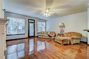 1754 Oak Brook Ln NW, Kennesaw, GA 30152 - Photo 10