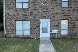 1272 Lakeview Dr NW, Conyers, GA 30012 - Photo 2