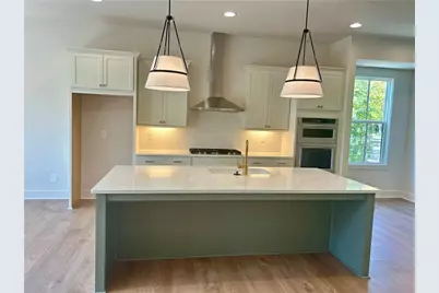 1043 Dryden Lane, Atlanta, GA 30319 - Photo 2