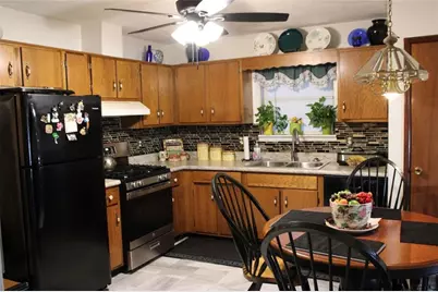 2285 Cherokee Valley Circle, Lithonia, GA 30058 - Photo 2