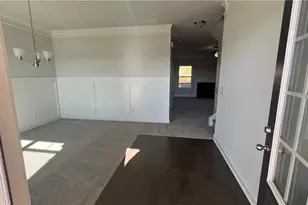 265 Laurel Cv Dr, Hoschton, GA 30548 - Photo 4