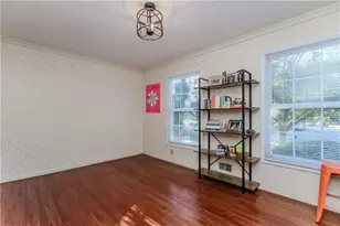 5352 Waterford Dr, Dunwoody, GA 30338 - Photo 12