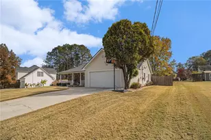 40 Willow Tree Terrace, Covington, GA 30016 - Photo 2