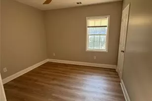 1431 Lorenzo Dr SW, Atlanta, GA 30310 - Photo 18