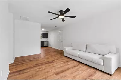 67 Johnson Road NW, Atlanta, GA 30318 - Photo 8