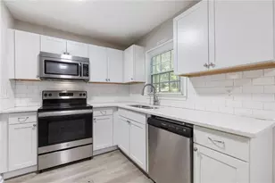 1419 Chedworth Pl, Stone Mountain, GA 30083 - Photo 8