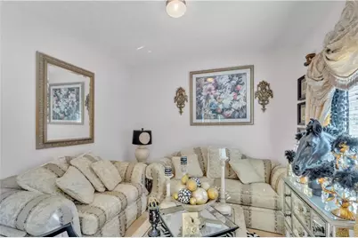 222 Woodcliff Court, Fairburn, GA 30213 - Photo 4