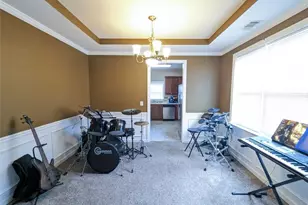 1977 Preserve Creek Way, Loganville, GA 30052 - Photo 8