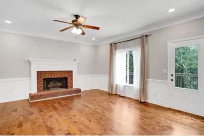 1364 Fallsbrook Way NW, Acworth, GA 30101 - Photo 24