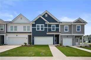 9396 Maple Grv Ln, Jonesboro, GA 30238 - Photo 2