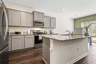 1180 Cades Walk, Lawrenceville, GA 30045 - Photo 4