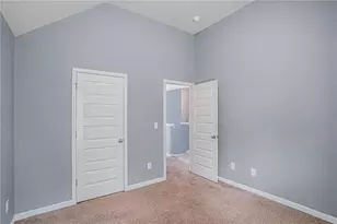 6870 Diamond Dr, Rex, GA 30273 - Photo 16