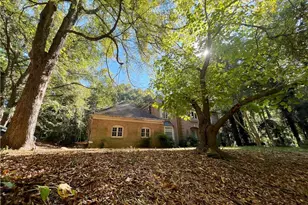 10588 Fitzgerald Rd, Jonesboro, GA 30238 - Photo 4