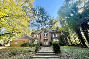 10588 Fitzgerald Rd, Jonesboro, GA 30238 - Photo 2