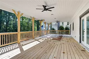 380 Thornwood Dr, Atlanta, GA 30328 - Photo 38