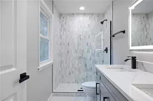 380 Thornwood Dr, Atlanta, GA 30328 - Photo 26