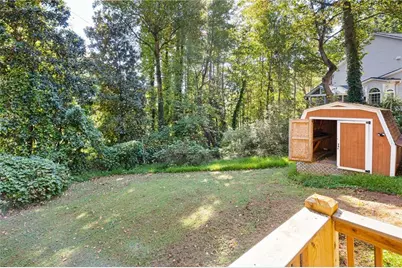 380 Thornwood Drive, Atlanta, GA 30328 - Photo 40
