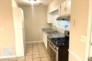 2611 Golfview Terrace SE, Conyers, GA 30013 - Photo 6