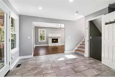 925 Dogwood Park Drive, Lawrenceville, GA 30046 - Photo 8