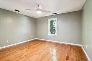 925 Dogwood Park Dr, Lawrenceville, GA 30046 - Photo 20