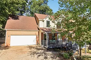 925 Dogwood Park Dr, Lawrenceville, GA 30046 - Photo 2