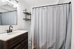 925 Dogwood Park Dr, Lawrenceville, GA 30046 - Photo 24