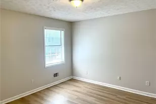 2609 Country Trace SE, Conyers, GA 30013 - Photo 8