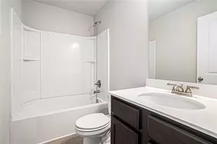 1053 Ruddy Duck Dr, Jefferson, GA 30549 - Photo 18