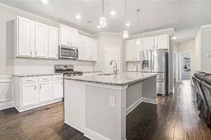 1053 Ruddy Duck Dr, Jefferson, GA 30549 - Photo 8