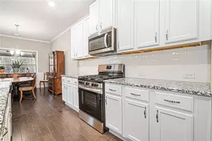 1053 Ruddy Duck Dr, Jefferson, GA 30549 - Photo 10