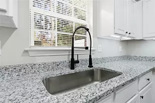 5630 Lawley Dr, Alpharetta, GA 30022 - Photo 16