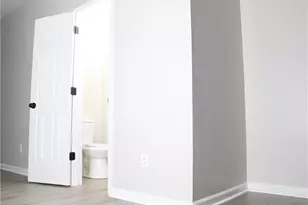 5630 Lawley Dr, Alpharetta, GA 30022 - Photo 8