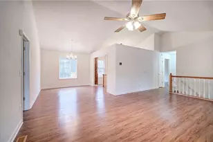 33 Vinnings Ln SW, Cartersville, GA 30120 - Photo 8