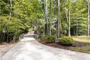 6370 River Chase Circle, Atlanta, GA 30328 - Photo 98