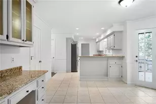 3057 Four Oaks Dr, Dunwoody, GA 30360 - Photo 20