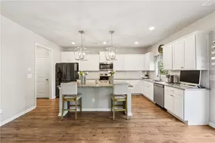 131 Pinehurst Dr, Winder, GA 30680 - Photo 8