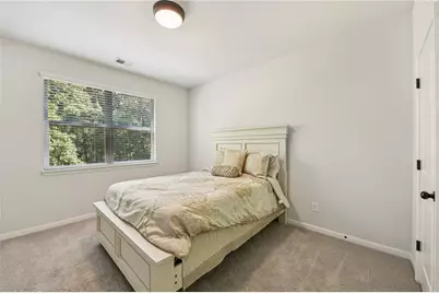 565 Lance View Lane, Lawrenceville, GA 30045 - Photo 12