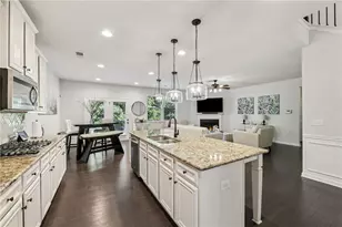 565 Lance View Ln, Lawrenceville, GA 30045 - Photo 10