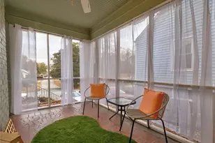 1074 Jefferson Ave, East Point, GA 30344 - Photo 4