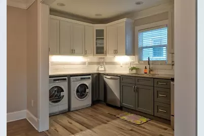 1074 Jefferson Avenue, East Point, GA 30344 - Photo 12